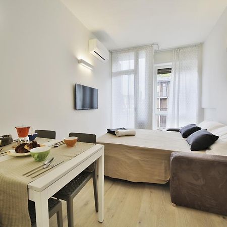 Twobros Apartment Florens Exteriör bild