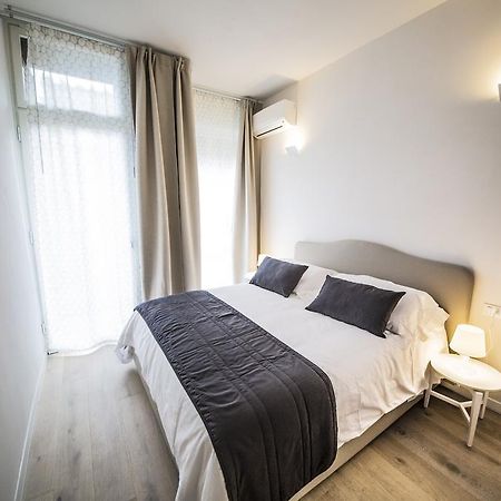 Twobros Apartment Florens Exteriör bild