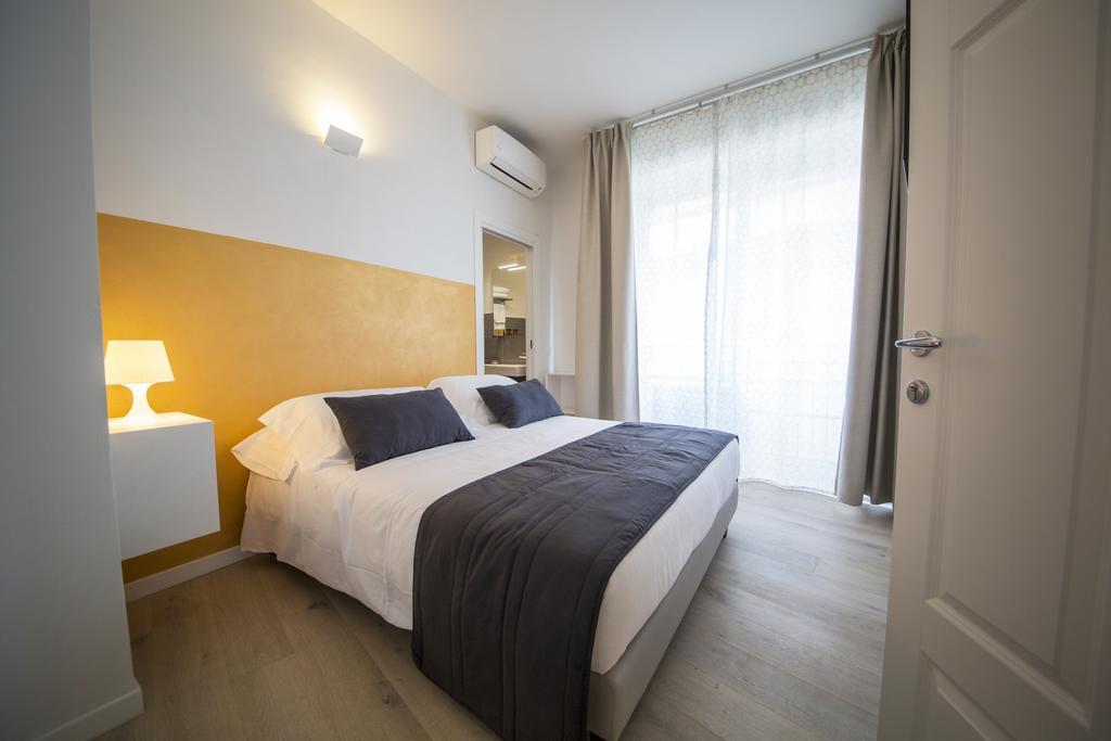 Twobros Apartment Florens Exteriör bild